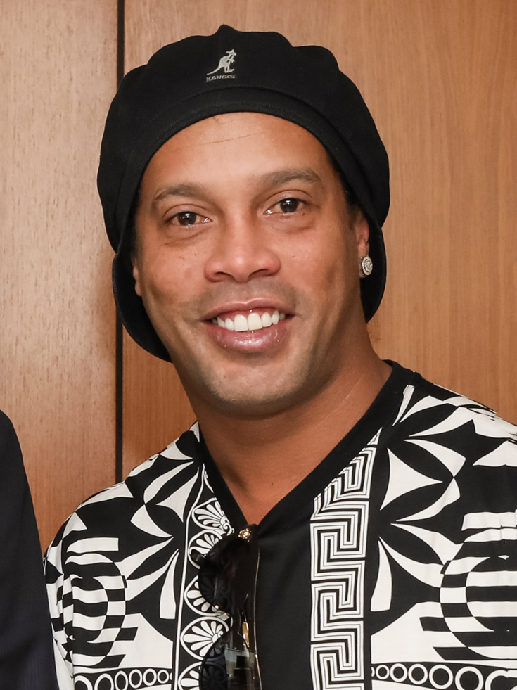 Ronaldinho Biography: The Smiling Magician Who Made Football Joyful Again