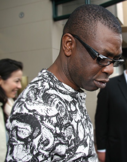 Youssou N'Dour performing